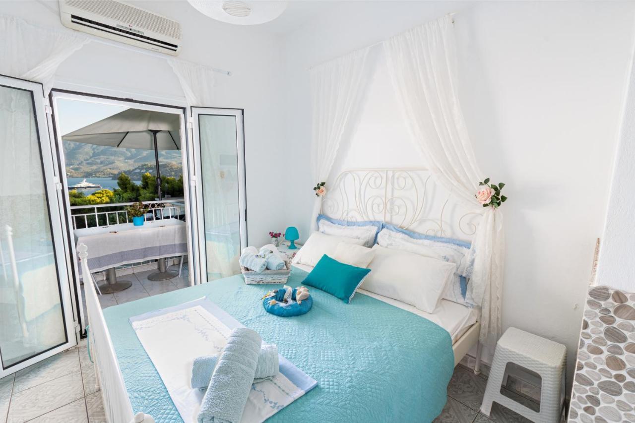 Lions Apartments Poros Town المظهر الخارجي الصورة