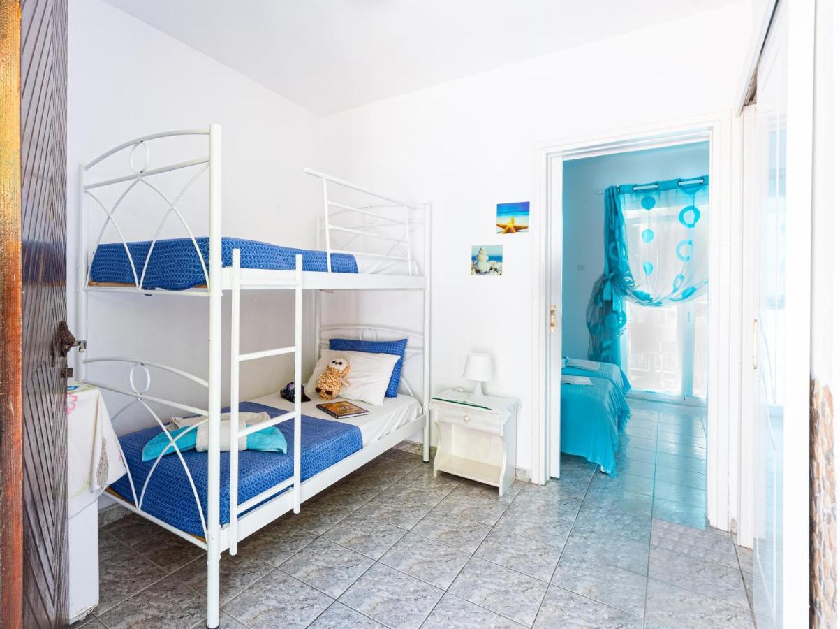 Lions Apartments Poros Town المظهر الخارجي الصورة